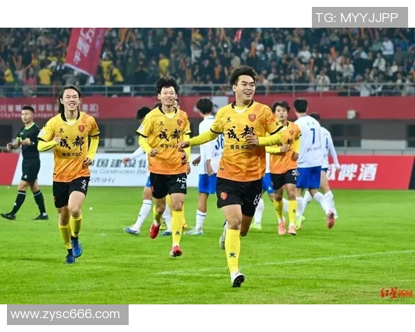 成都足球队的默契配合与战术创新探讨